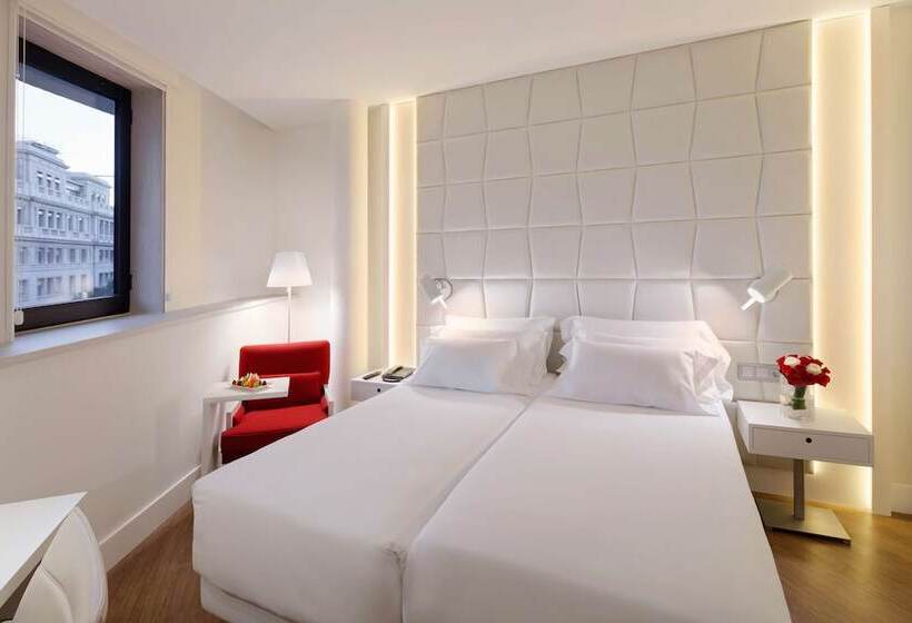 هتل NH Collection Barcelona Pódium