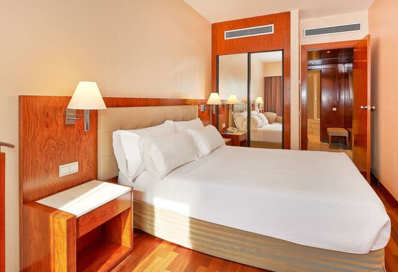 هتل NH Barcelona Entenza