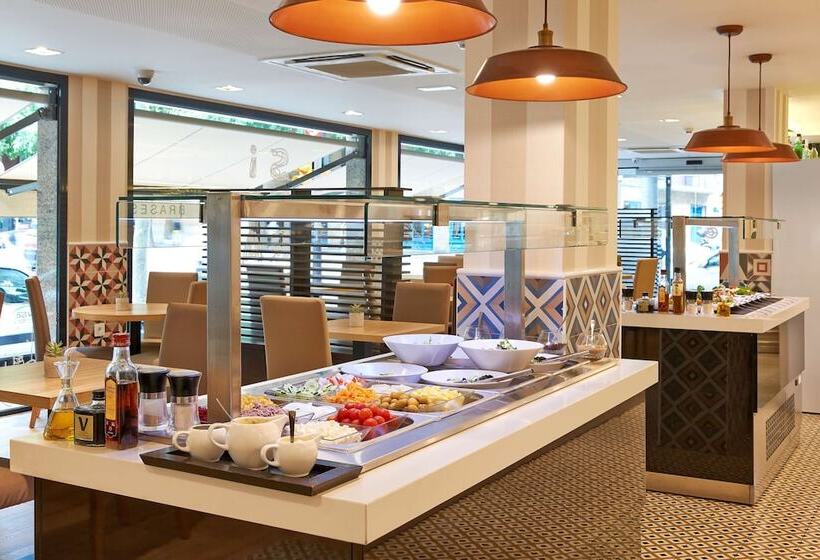 هتل NH Barcelona Les Corts