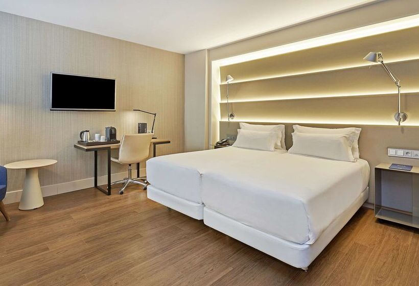 هتل NH Sants Barcelona