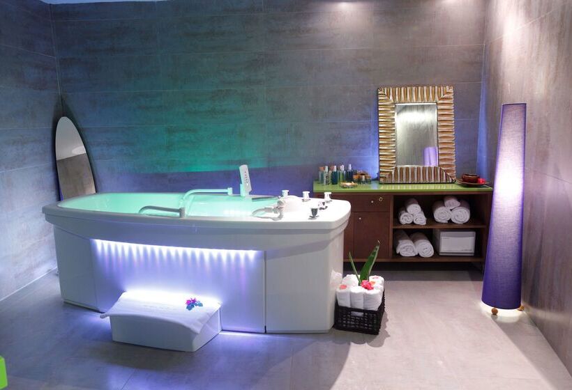 فندق Occidental Menorca