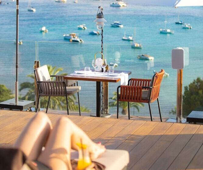 هتل Ocean Drive Talamanca