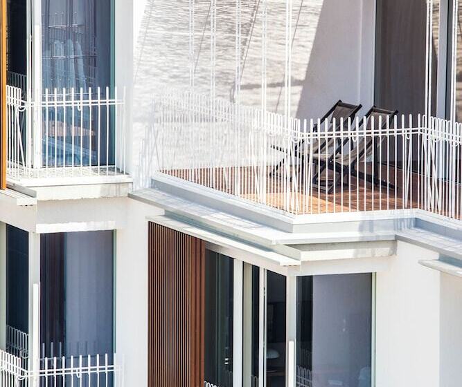 هتل Ocean Drive Talamanca