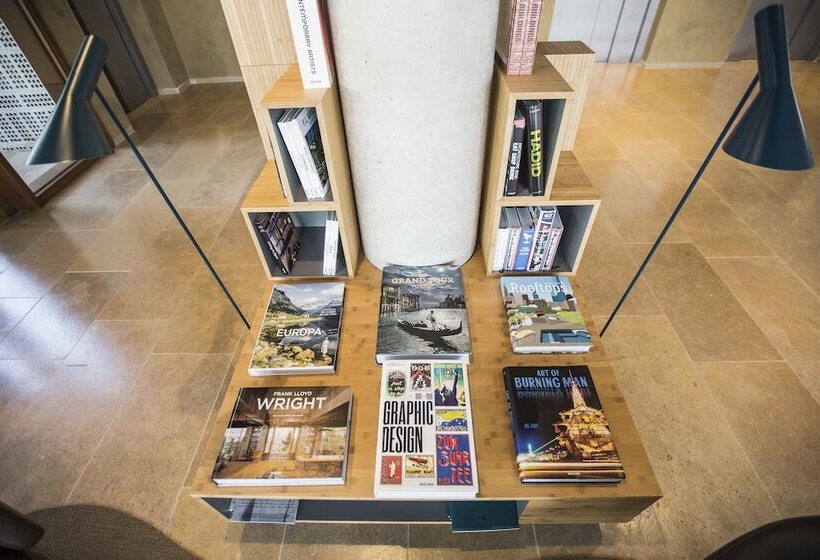 هتل Ocean Drive Talamanca