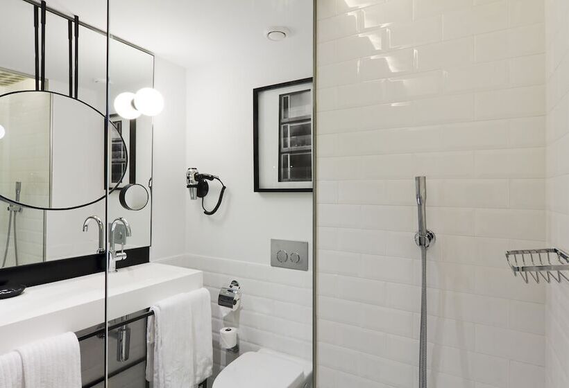 فندق One Shot Palacio Reina Victoria 04