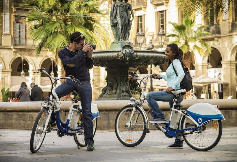 ホテル Oriente Atiram