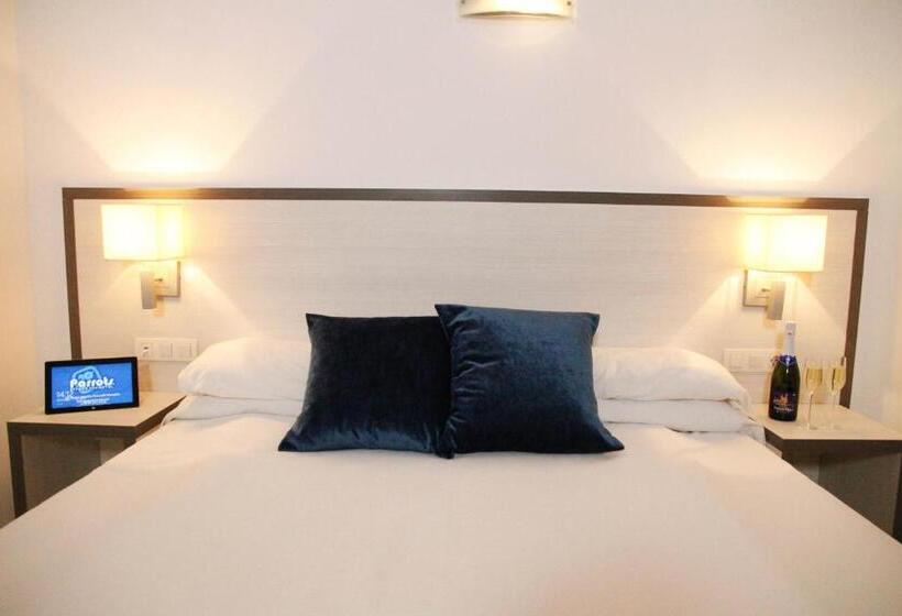 호텔 Parrots Sitges