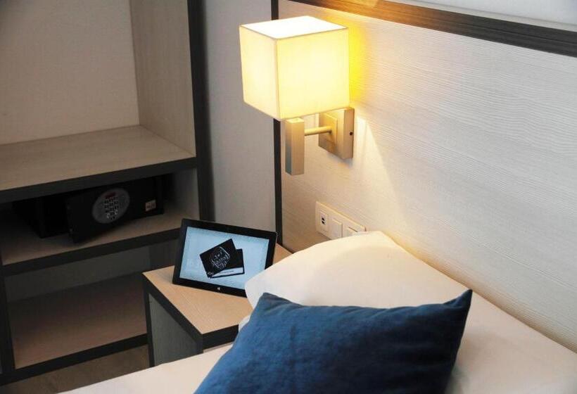 호텔 Parrots Sitges