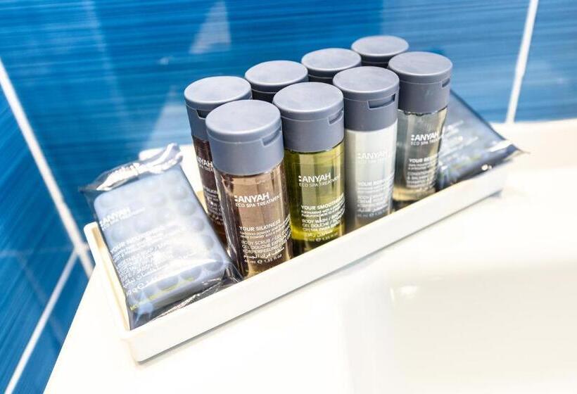 ホテル Plaza Santa Ponsa Boutique  Adults Only