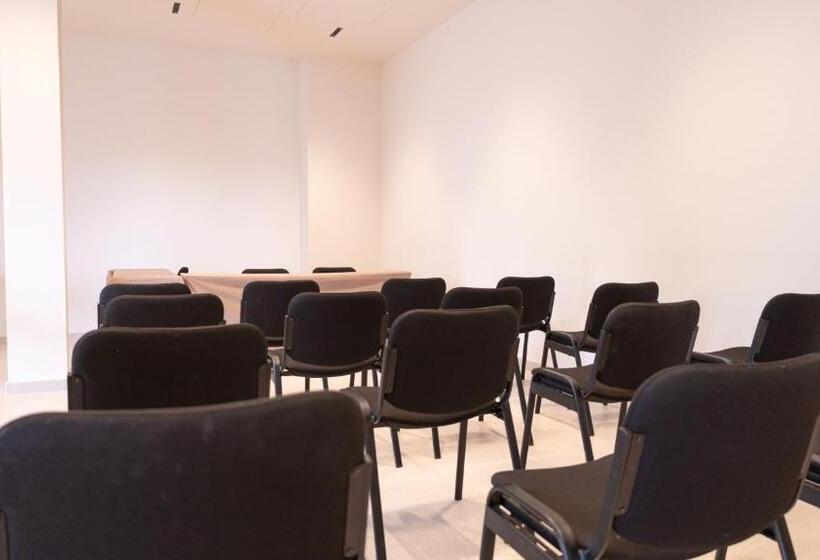 فندق Seth Port Mahón