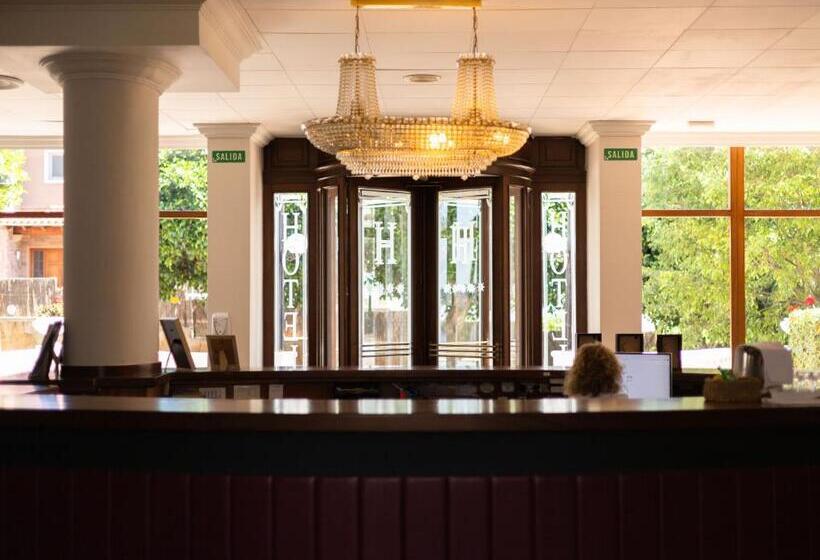 فندق Seth Port Mahón