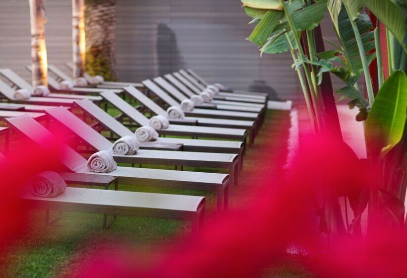 هتل Pure Salt Garonda  Adults Only