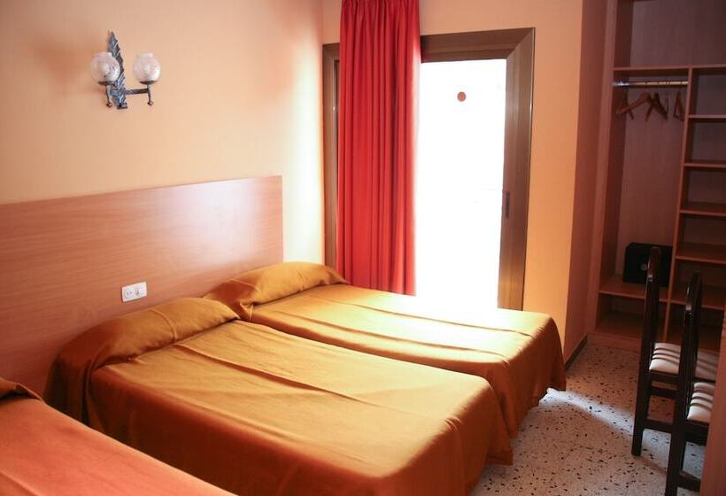 هتل Raco D'en Pepe