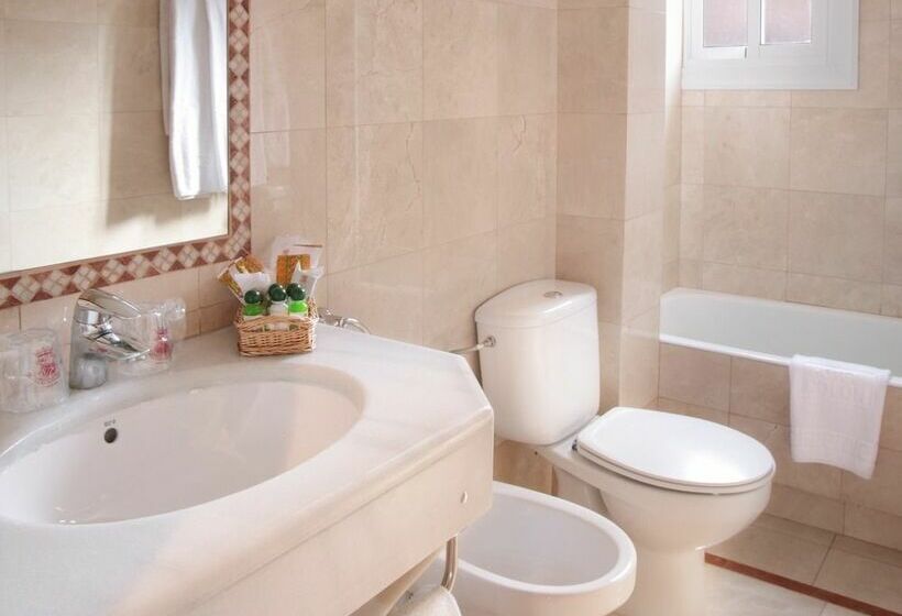 Отель Regencia Colón