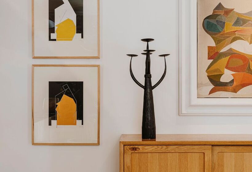 Отель Regina Barcelona