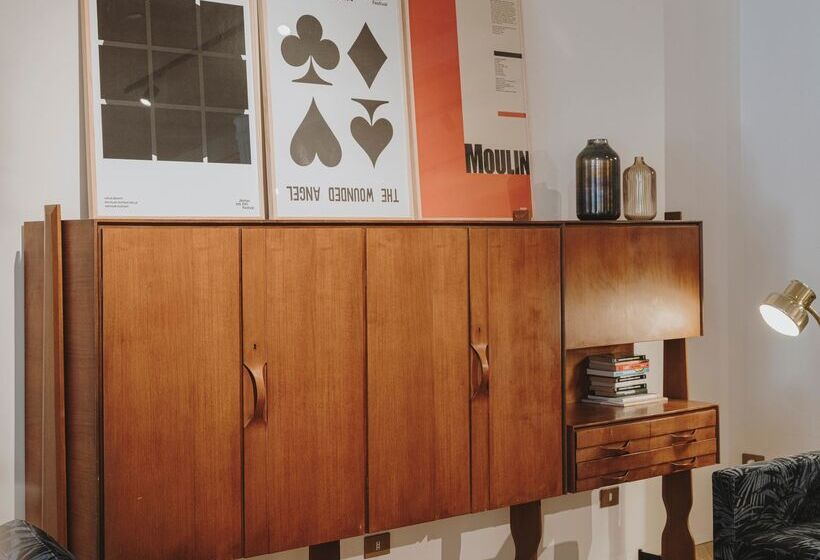 Отель Regina Barcelona