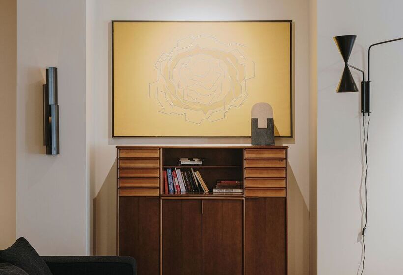 Отель Regina Barcelona