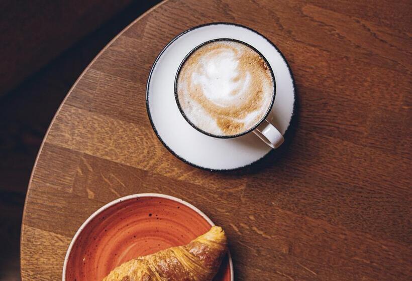 Отель Regina Barcelona