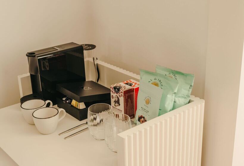 Отель Regina Barcelona