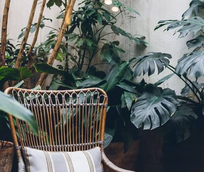 Отель Regina Barcelona