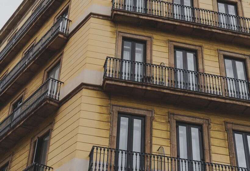 Отель Regina Barcelona