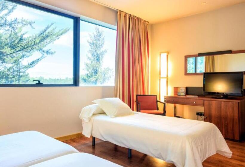 ホテル Restaurante El Valles 4 Estrellas