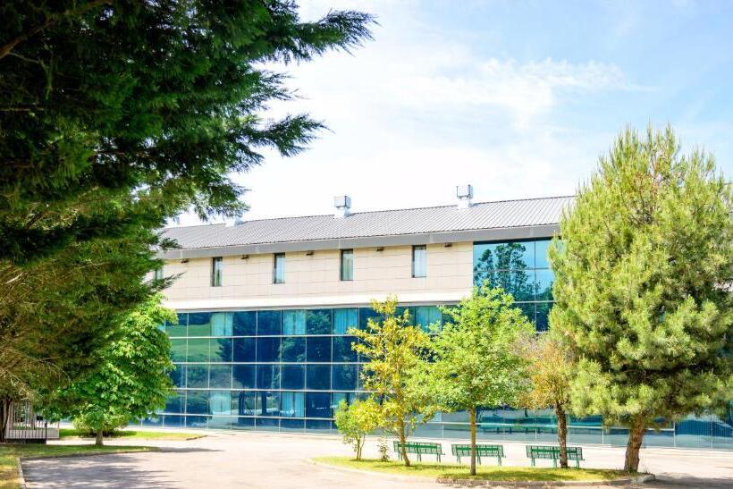 ホテル Restaurante El Valles 4 Estrellas