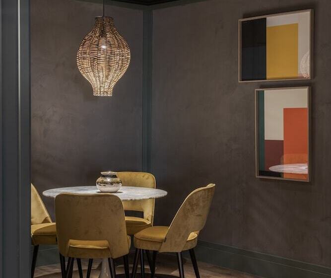 هتل Rice Reyes Catolicos