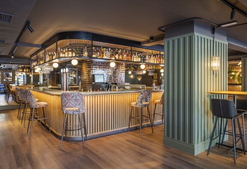 هتل Rice Reyes Catolicos