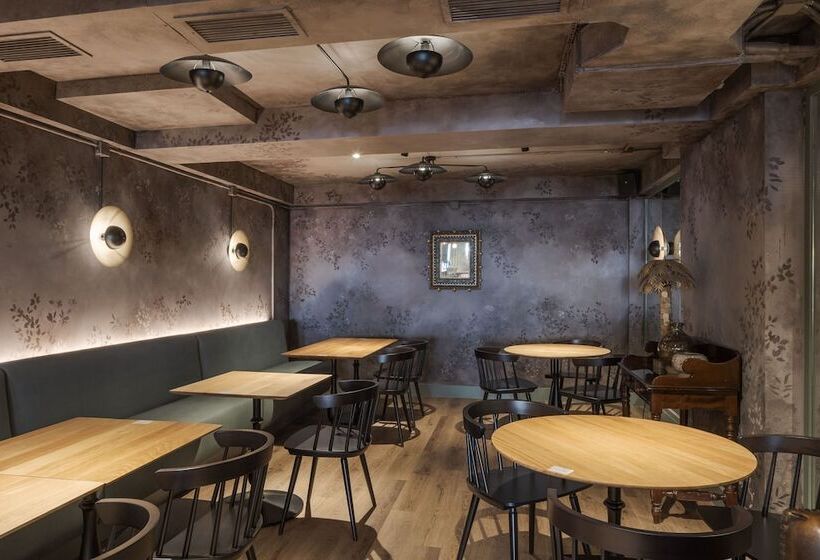 هتل Rice Reyes Catolicos