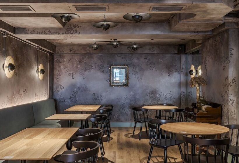 هتل Rice Reyes Catolicos