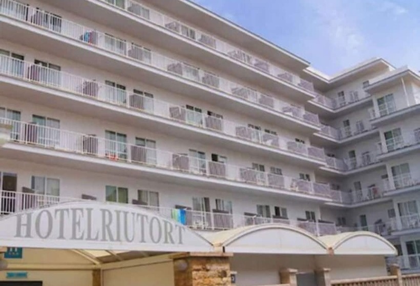 酒店 Riutort