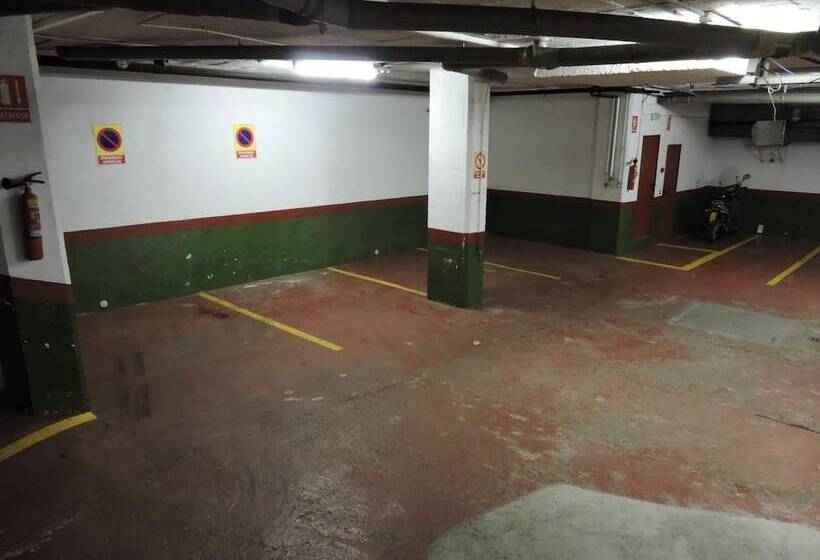 Отель Ronda House