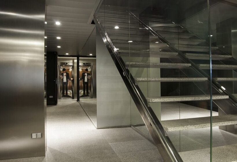 Отель Ronda House