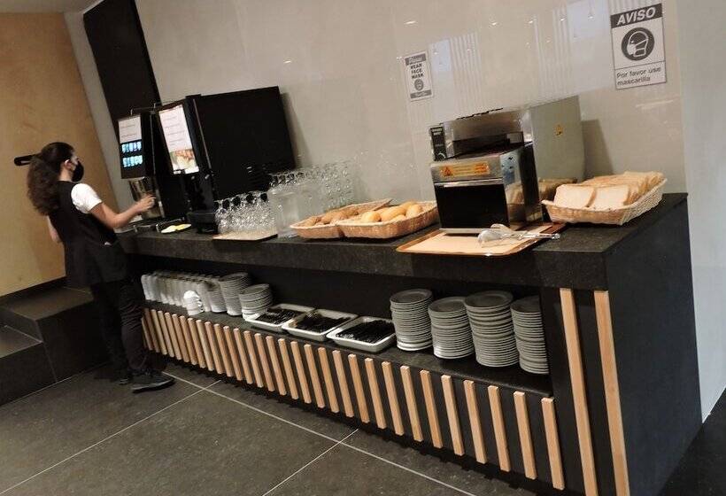 Отель Ronda House