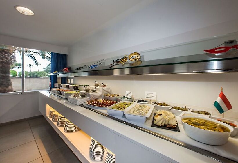 Отель Sant Jordi