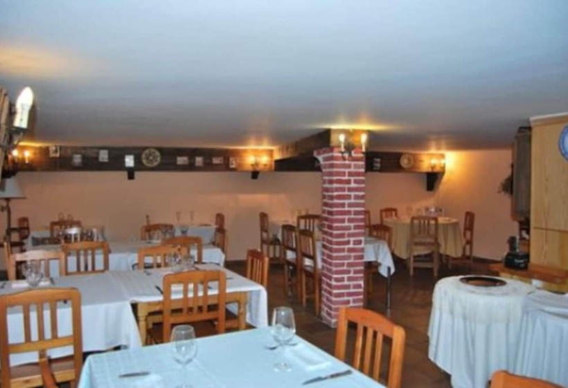 فندق Señorio De Velez