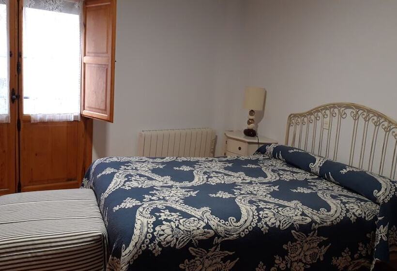 فندق Señorio De Velez