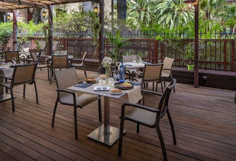 Отель Serhs Rivoli Rambla