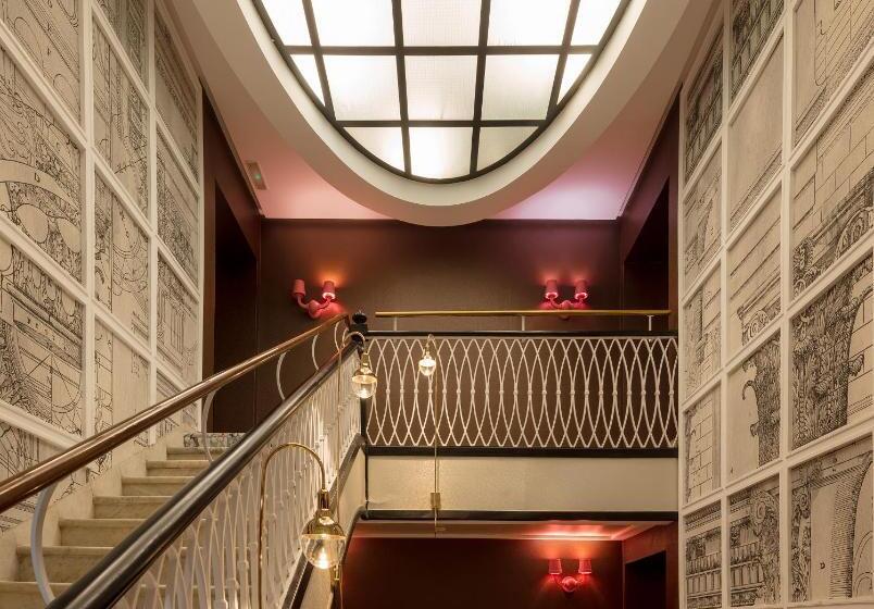 هتل SH Ingles Boutique