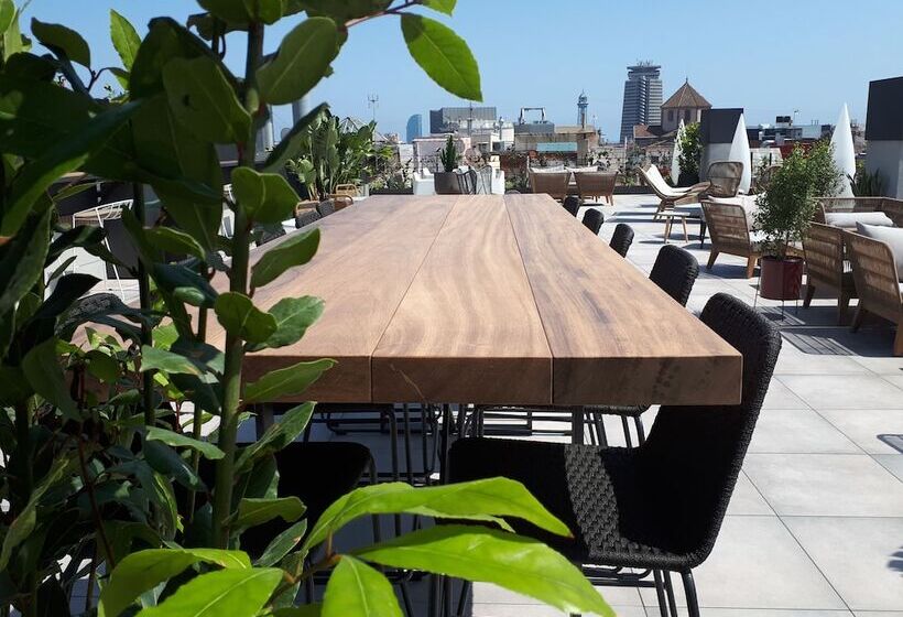 Отель Silken Ramblas