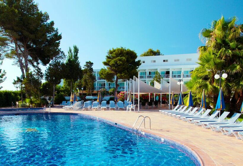 Отель Sirenis Club Siesta