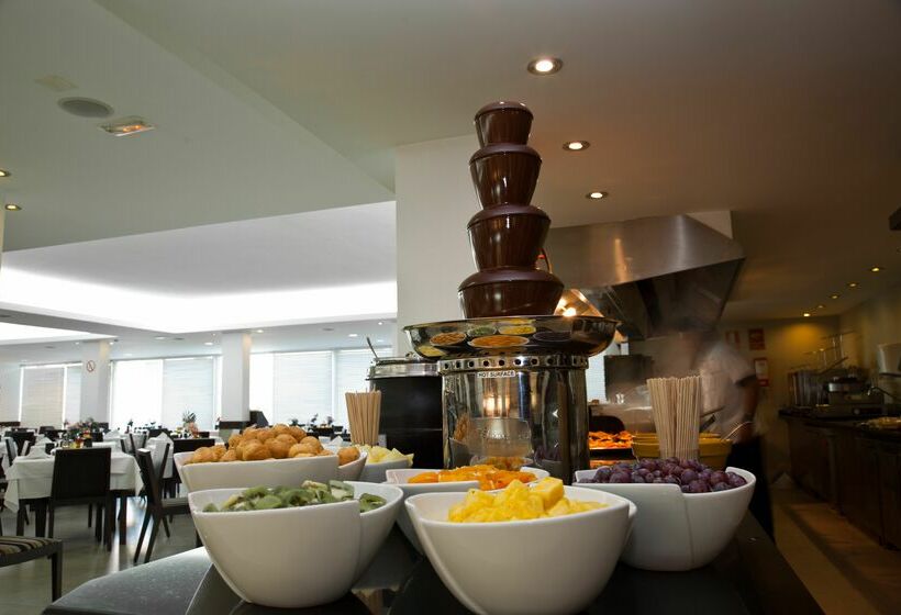 Отель Sirenis Club Siesta