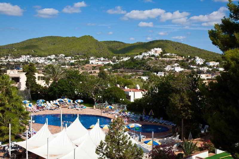 Отель Sirenis Club Siesta