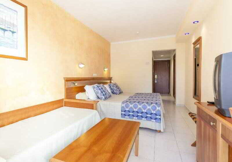 Отель Sirenis Club Siesta