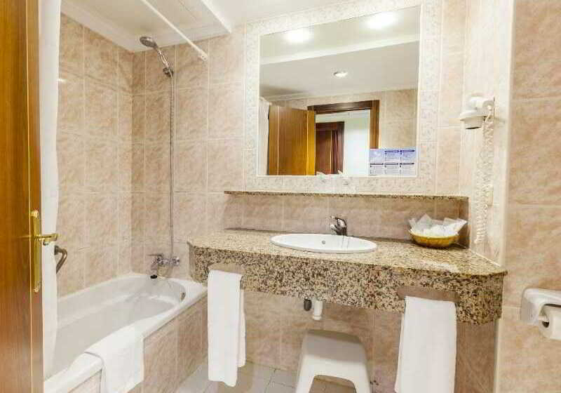 Отель Sirenis Club Siesta