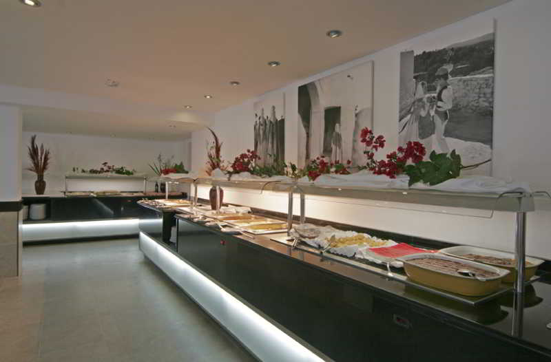 Отель Sirenis Club Siesta