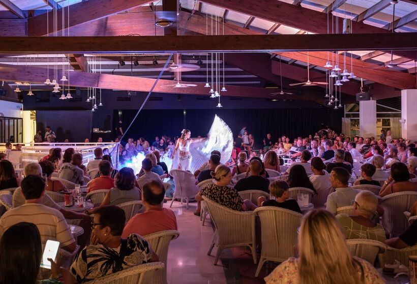 Отель Sol Falcó Menorca