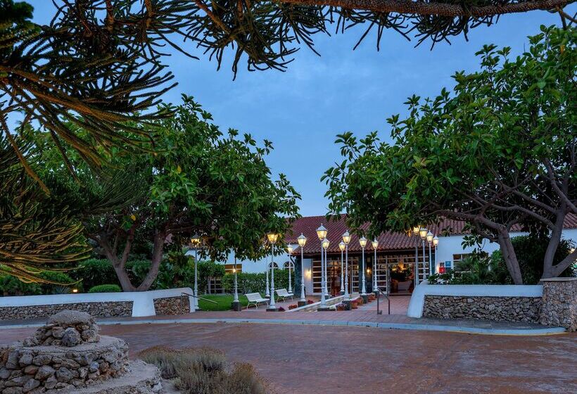 Отель Sol Falcó Menorca