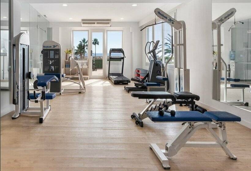 בית מלון כפרי Sol Milanos Pingüinos